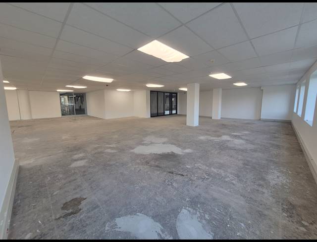 777M² OFFICE TO LET IN WOODMEAD